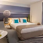 Novotel Centre Vieux Hotel 4*