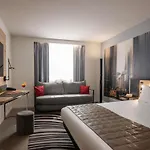 فندق نوفوتيل سنتر فيو 4*
