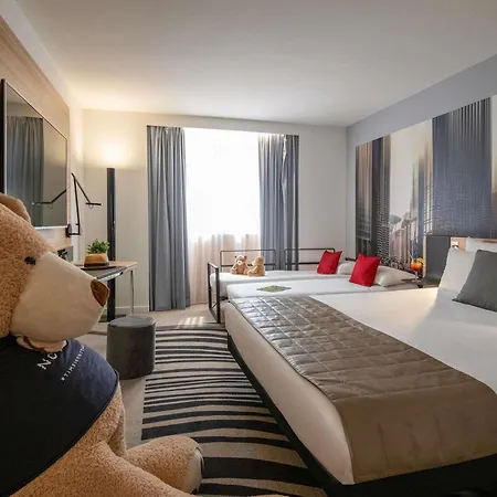 Отель Novotel Centre Vieux Ницца