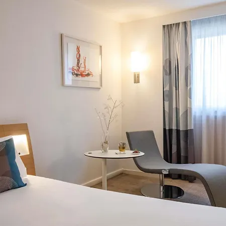 Novotel Centre Vieux 4* Ницца