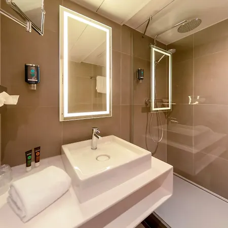 Hotel Novotel Centre Vieux