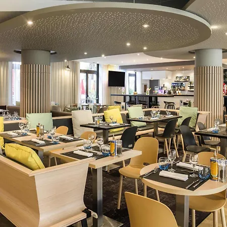 Novotel Centre Vieux 4*