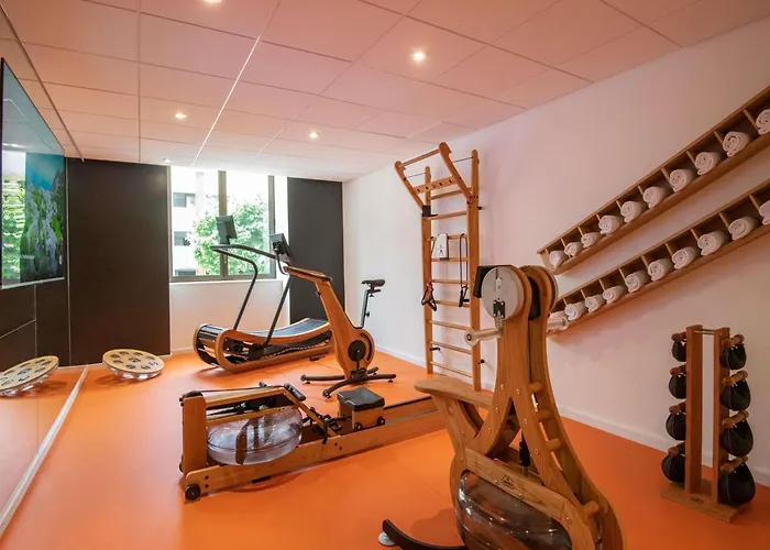 Novotel Centre Vieux Hotel 4*