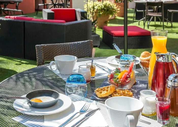 Novotel Centre Vieux 4*