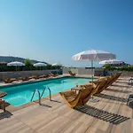 Novotel Centre Vieux 4*