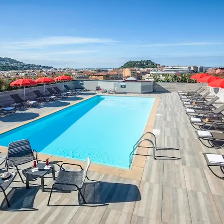 Novotel Centre Vieux 4*