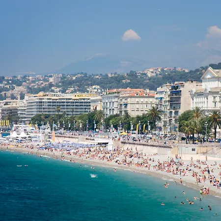 Novotel Centre Vieux 4*