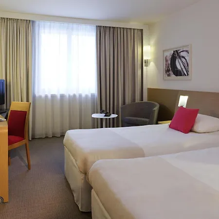 Novotel Centre Vieux Hotel 4*