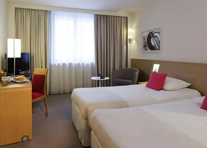 Novotel Centre Vieux ホテル 4*