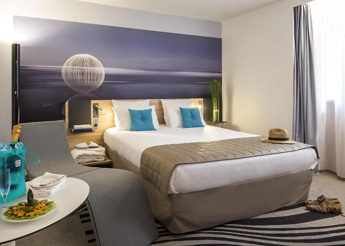 ホテル Novotel Centre Vieux